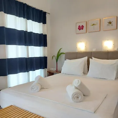 Blue Window * Finikounta